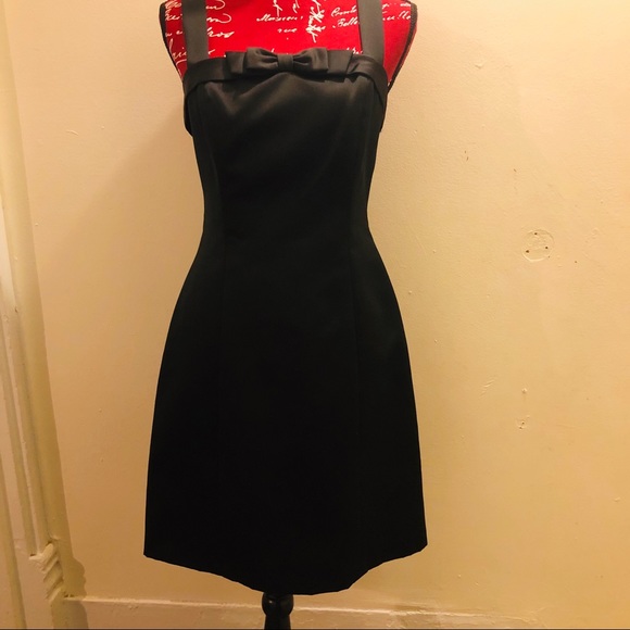 Black cocktail dress - Picture 5 of 8